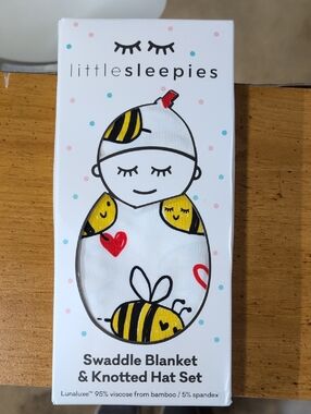 Little Sleepies Kids Swaddle Blanket & Knotted Hat Set - Bee Print White